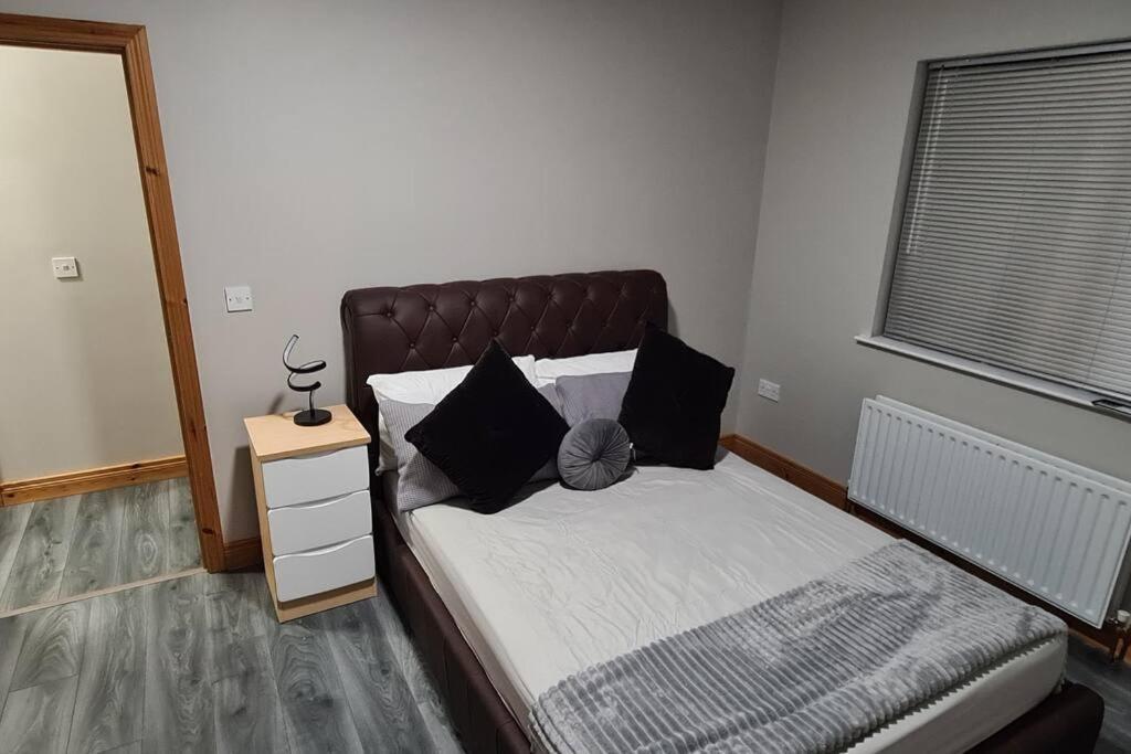 Millhouse Cottage A Luxury 3 Bed Bungalow Antrim Zewnętrze zdjęcie